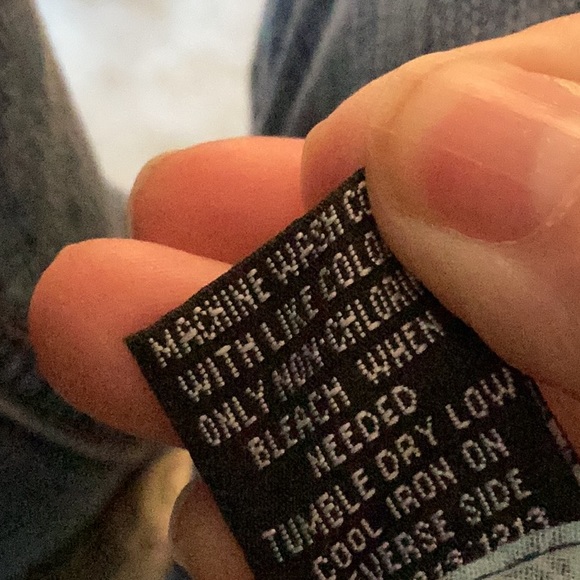 2/$20 Tranquility Mayhem cottonpoly blend young men’s turquoise print but… - Picture 11 of 12